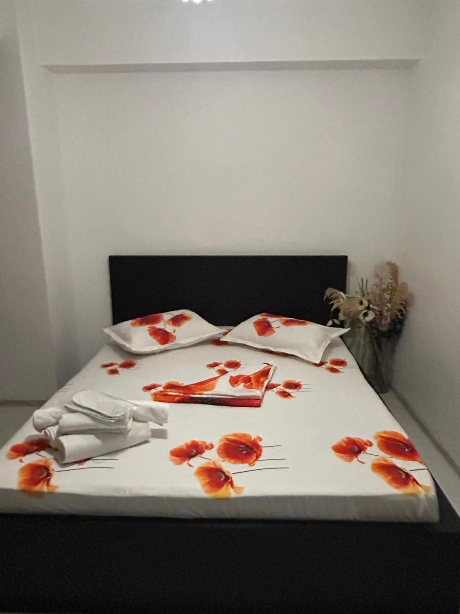 Enzso Residence Ap 2 Cam,Piata Natiunile Unite, Nr3-5,Bloc B2, Sc2, Et 1, Ap34 Bukarest Kültér fotó